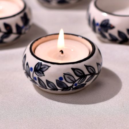 Premium Ceramic Tea Light Holder for Decoration in Set of 4